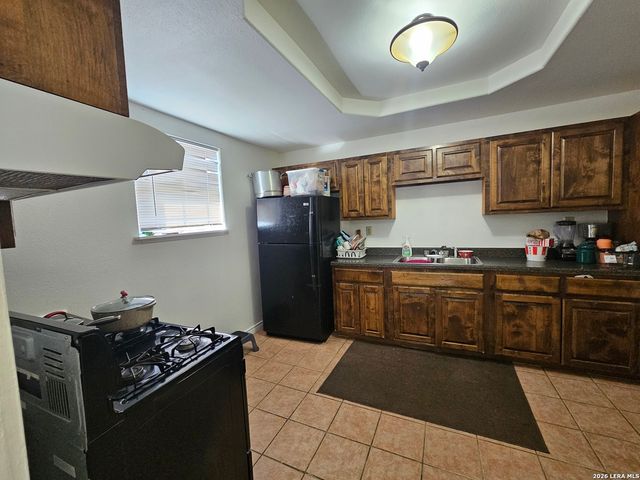 121 Hess, San Antonio, TX 78212