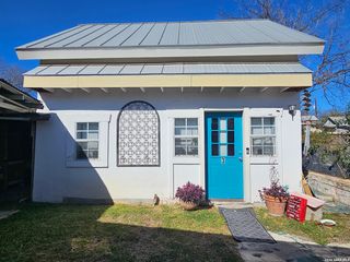 121 Hess, San Antonio, TX 78212
