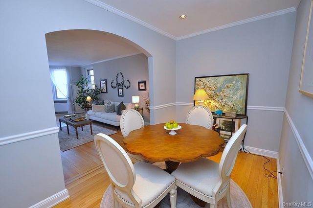 253 Garth Road 6J, Scarsdale, NY 10583