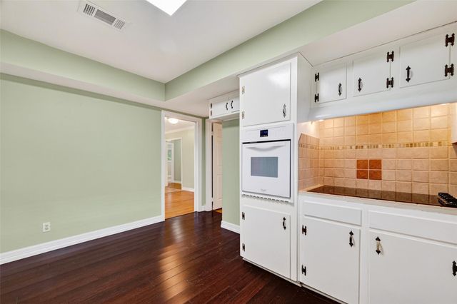 5411 Spellman Road, Houston, TX 77096