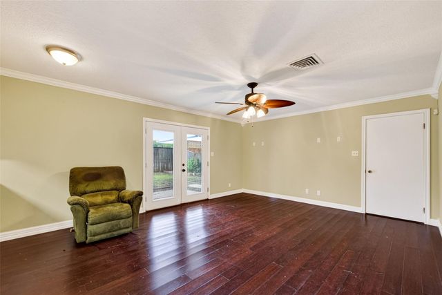 5411 Spellman Road, Houston, TX 77096