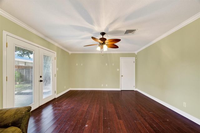 5411 Spellman Road, Houston, TX 77096