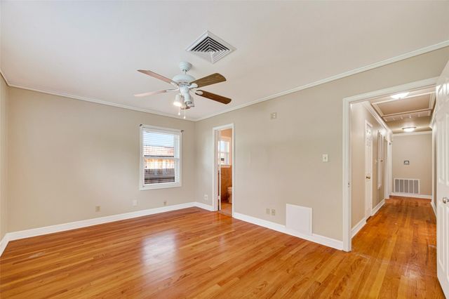 5411 Spellman Road, Houston, TX 77096
