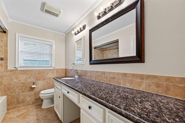 5411 Spellman Road, Houston, TX 77096