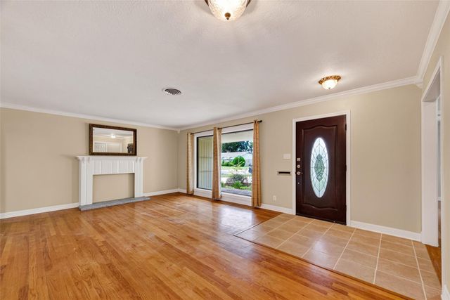 5411 Spellman Road, Houston, TX 77096