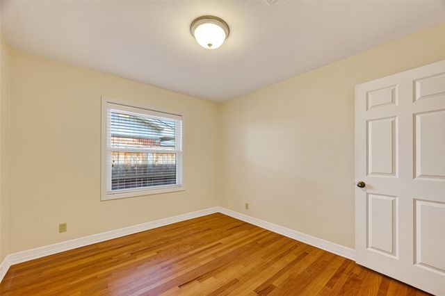 5411 Spellman Road, Houston, TX 77096