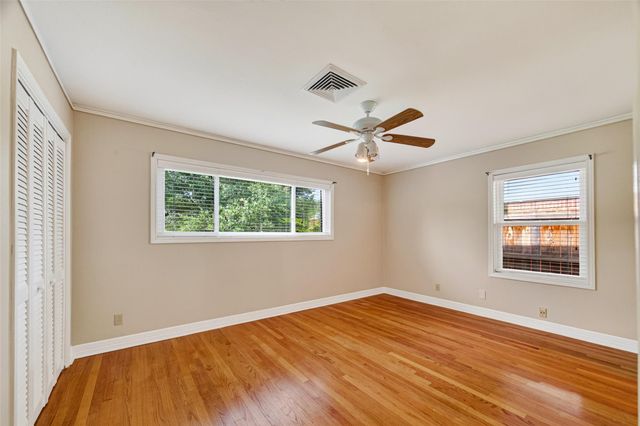 5411 Spellman Road, Houston, TX 77096