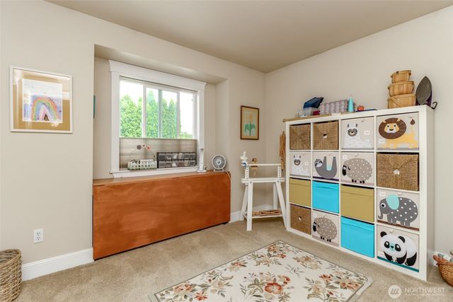 417 4th Street NE, Puyallup, WA 98372