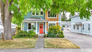 417 4th Street NE, Puyallup, WA 98372