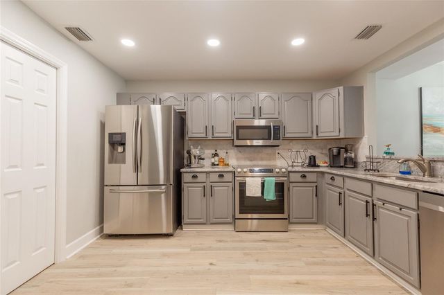1508 S BAY VILLA PLACE B, Tampa, FL 33629