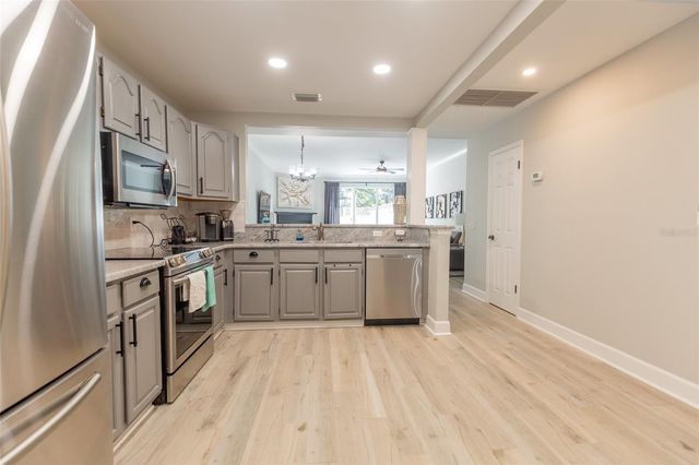 1508 S BAY VILLA PLACE B, Tampa, FL 33629