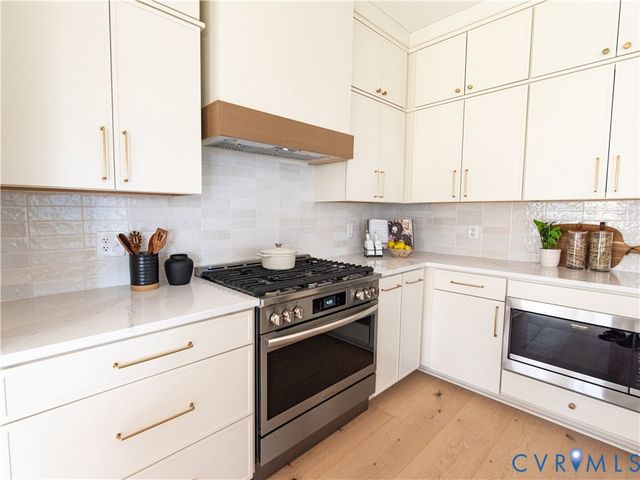 2402 Perry St, Richmond, VA 23225