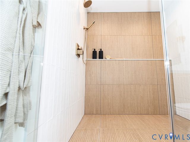 2402 Perry St, Richmond, VA 23225