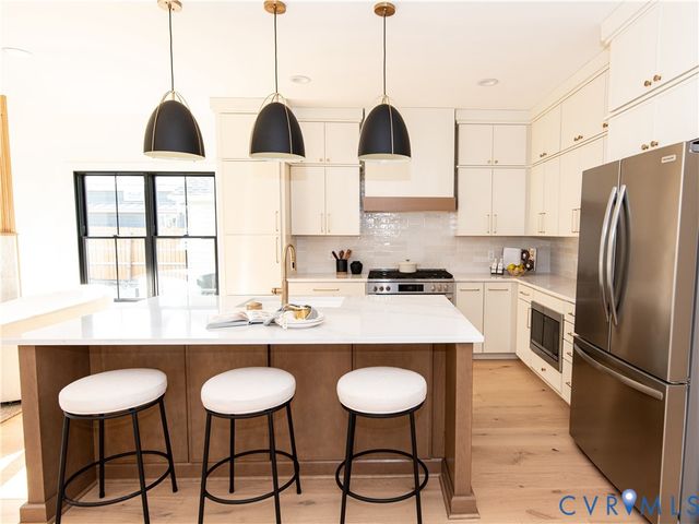 2402 Perry St, Richmond, VA 23225