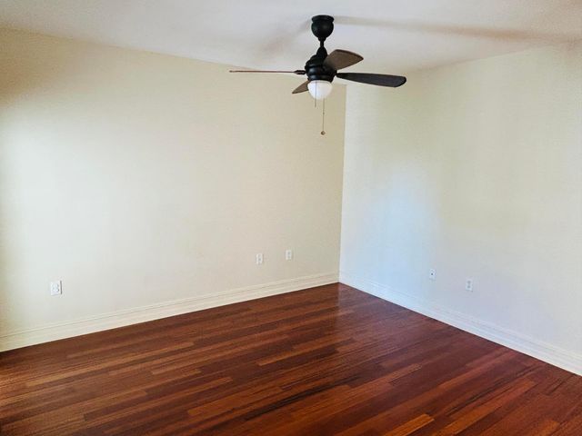 1750 NE 12th Street, Fort Lauderdale, FL 33304