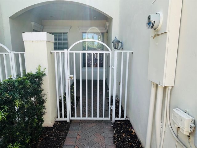 1750 NE 12th Street, Fort Lauderdale, FL 33304