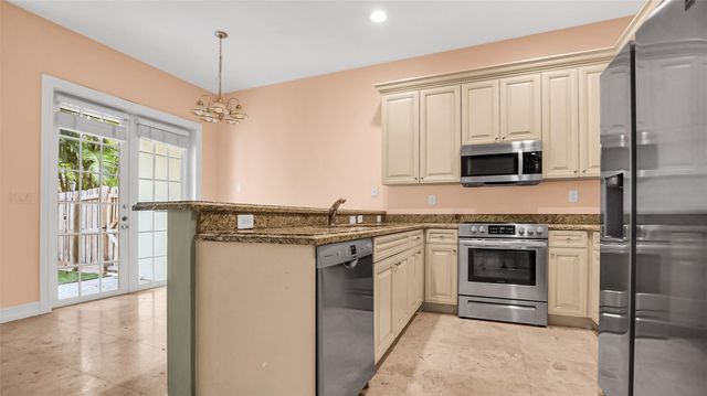 1750 NE 12th Street, Fort Lauderdale, FL 33304