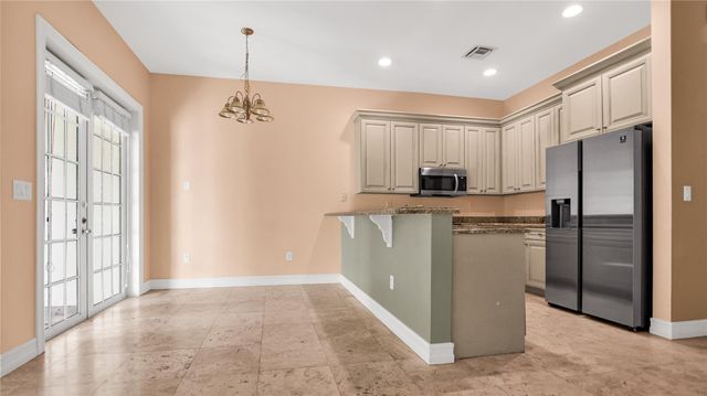 1750 NE 12th Street, Fort Lauderdale, FL 33304