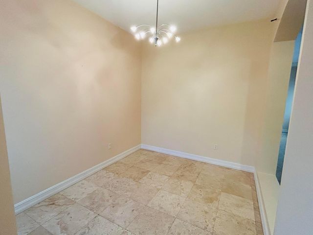 1750 NE 12th Street, Fort Lauderdale, FL 33304