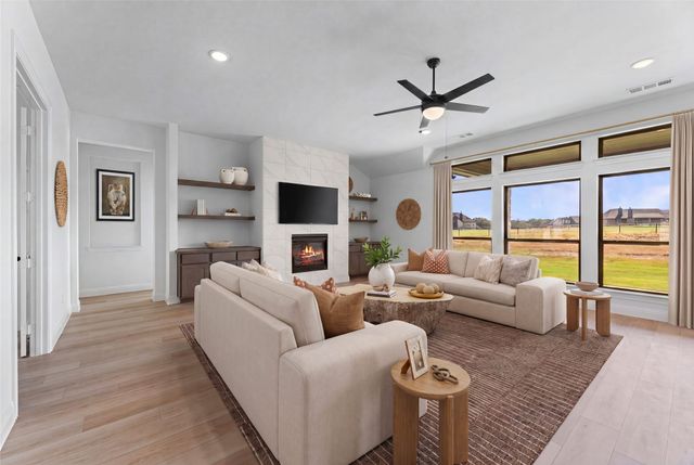 1099 Paradise Parkway, Poolville, TX 76487