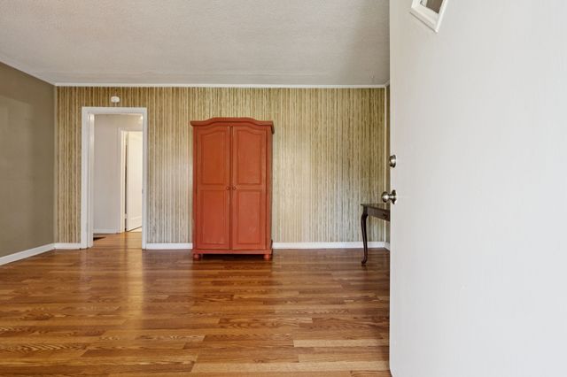 911 Murfree Ave, Murfreesboro, TN 37129