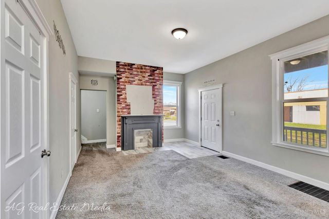 4703 Stewart Avenue, Cincinnati, OH 45227