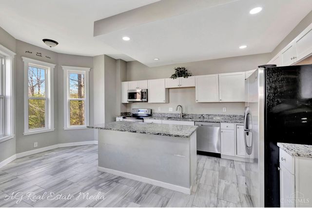 4703 Stewart Avenue, Cincinnati, OH 45227