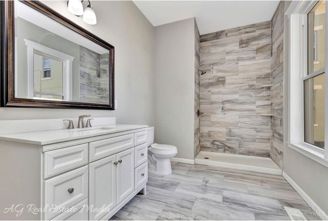 4703 Stewart Avenue, Cincinnati, OH 45227