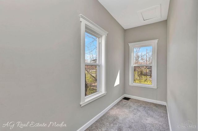 4703 Stewart Avenue, Cincinnati, OH 45227