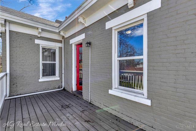 4703 Stewart Avenue, Cincinnati, OH 45227