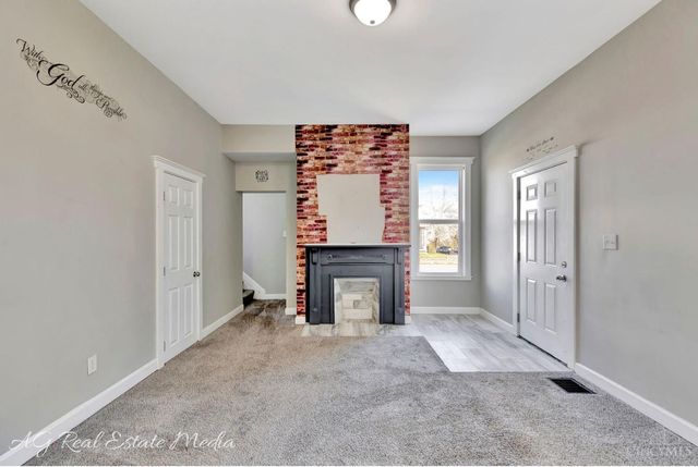 4703 Stewart Avenue, Cincinnati, OH 45227