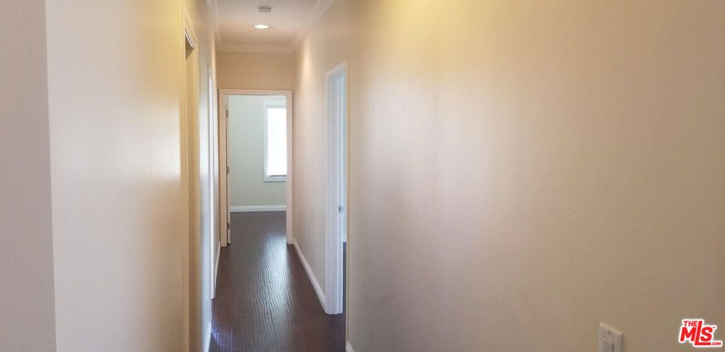 1250 5th Avenue, Los Angeles, CA 90019 — photo 4