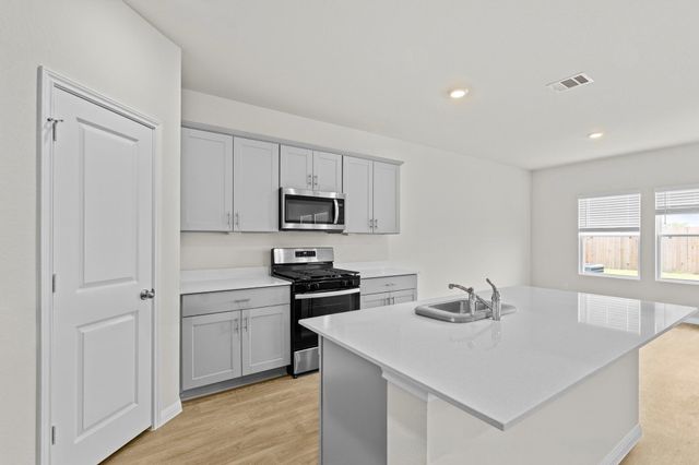117 Morningside GRV, San Antonio, TX 78666