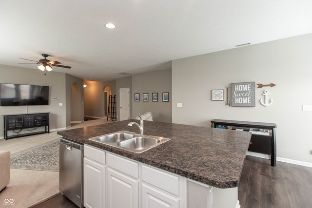 4093 Gordman Drive, Whitestown, IN 46075