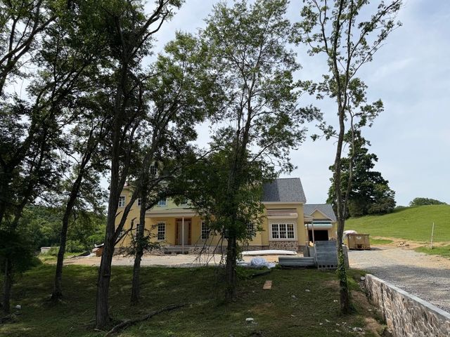 6747 Cool Springs Rd, Thompsons Station, TN 37179