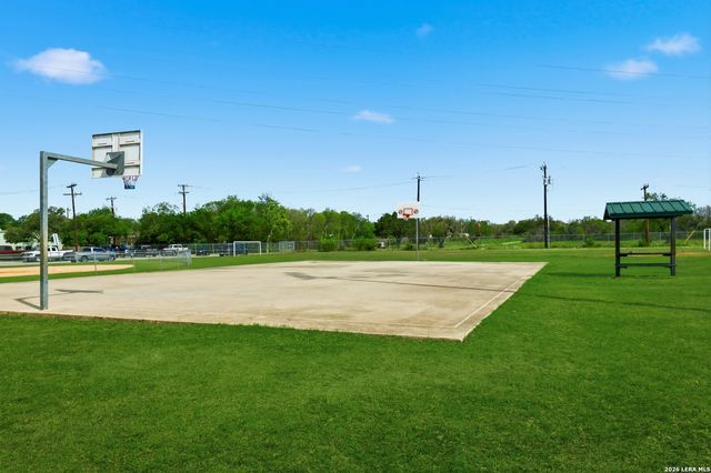 6319 Lakewood Park, Windcrest, TX 78239