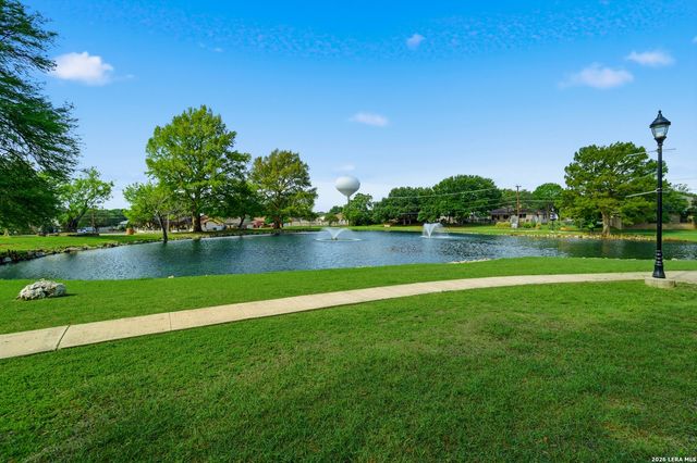 6319 Lakewood Park, Windcrest, TX 78239