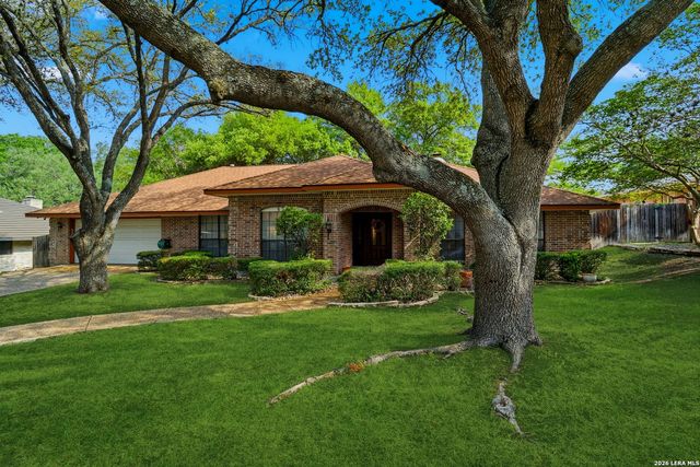 6319 Lakewood Park, Windcrest, TX 78239