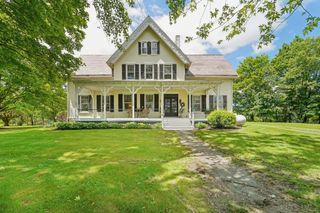 90 Main Street, Chester, NY 10918