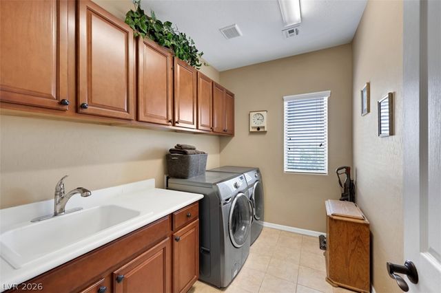 10663 Harvest Green Way, Las Vegas, NV 89135