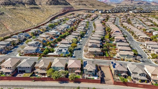 10663 Harvest Green Way, Las Vegas, NV 89135