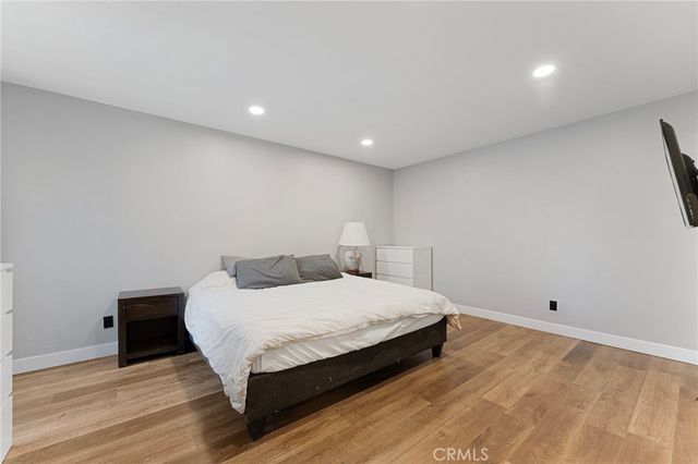 18754 Mandan 1302, Canyon Country, CA 91351