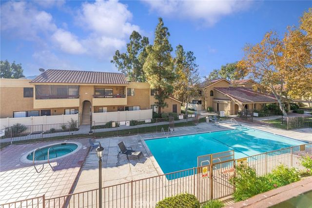 18754 Mandan 1302, Canyon Country, CA 91351