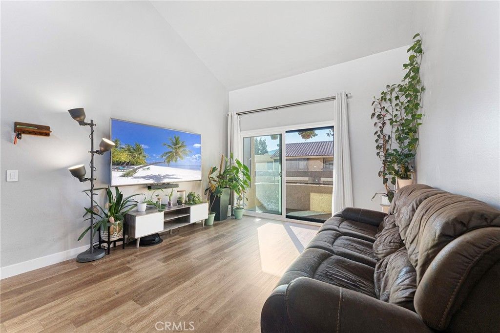 18754 Mandan 1302, Canyon Country, CA 91351