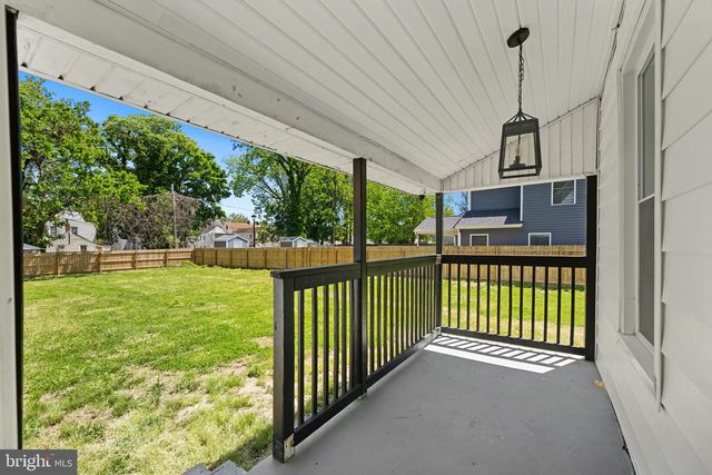 31 S NEW ST, Dover, DE 19904