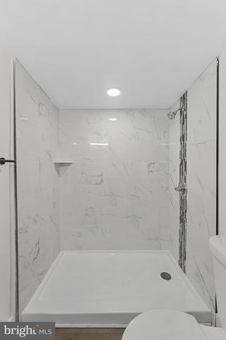 31 S NEW ST, Dover, DE 19904