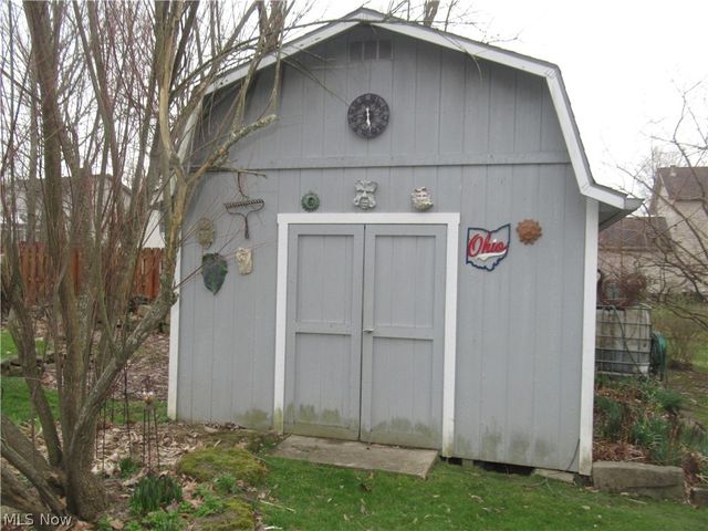 6919 Kirk Road, Canfield, OH 44406