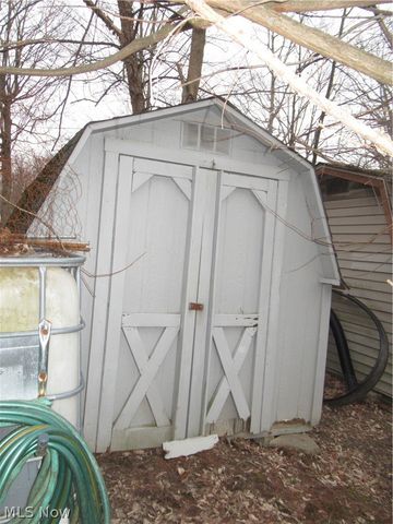 6919 Kirk Road, Canfield, OH 44406