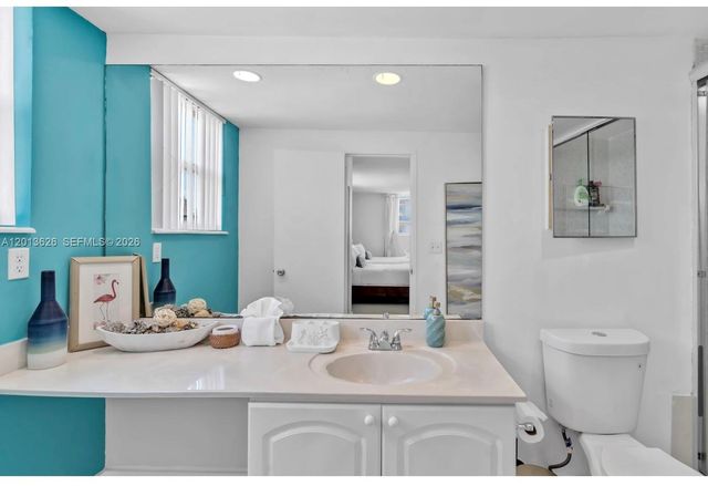 4001 S Ocean Dr 7B, Hollywood, FL 33019