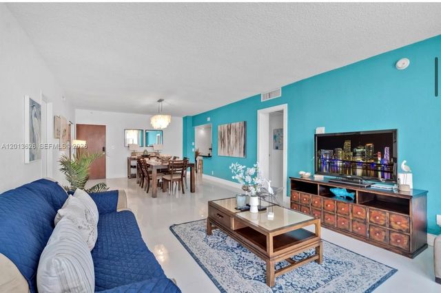 4001 S Ocean Dr 7B, Hollywood, FL 33019